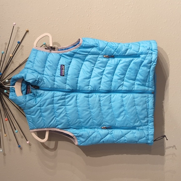 Patagonia Jackets & Blazers - Patagonia puffer vest light blue full zip pockets small